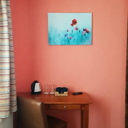Avalon Hotel 2*